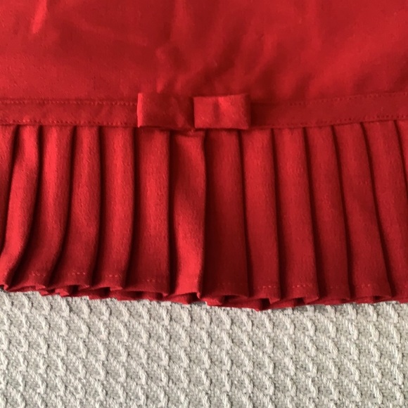 Larry Levine Pleated Bottom Pencil Skirt. Size 14 - Picture 3 of 5
